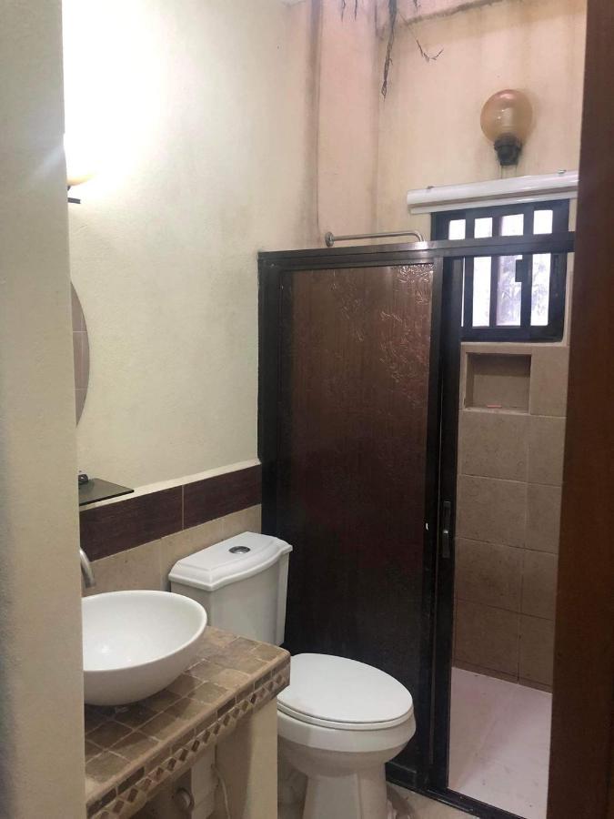 Tagaytay Bnr Guesthouse 4Br With Balcony 12-14 Guest Tagaytay City Eksteriør billede